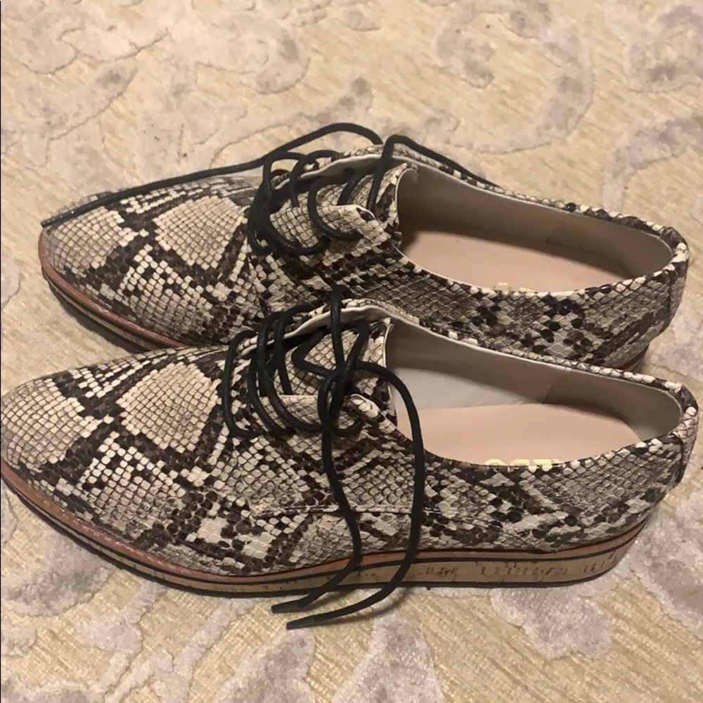 Aldo Oxford shoe, flatform💕